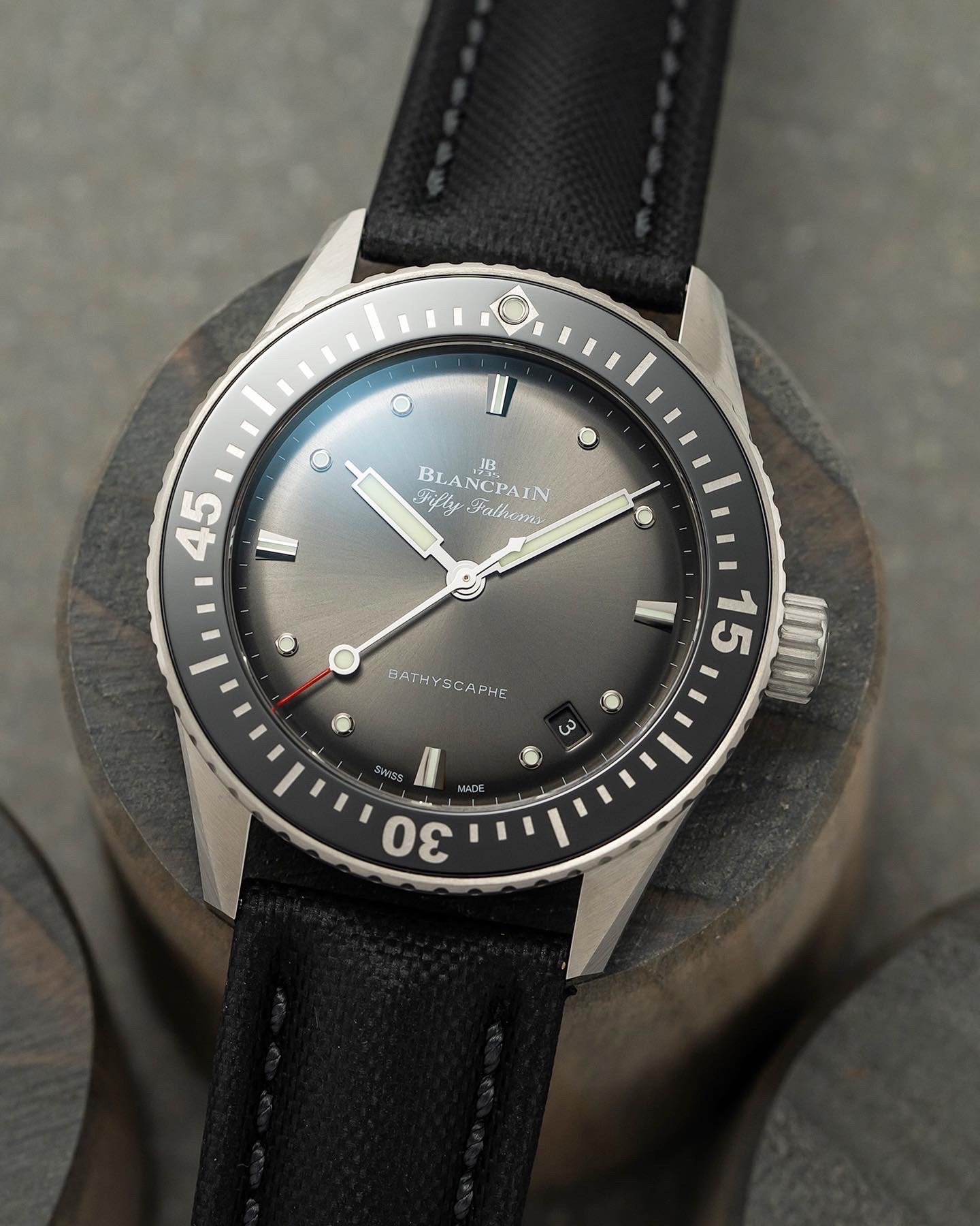 Bathyscaphe 38 shop
