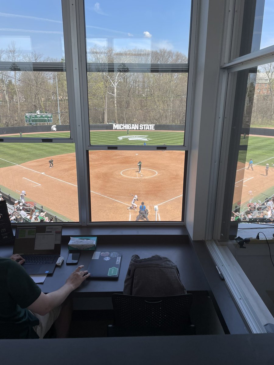 oconnorkyle25's tweet photo. Top of the 2nd here at Secchia Stadium. Great day on the softball diamond. @MSU_Softball https://t.co/meZ5WKoh2b