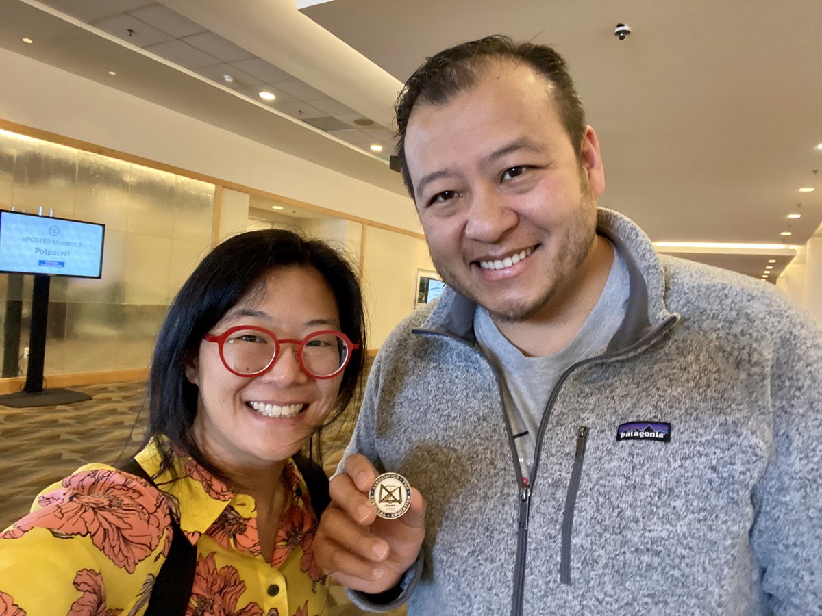 As #SEW2023 Surgical Education Week wraps up, I’m so honored to give a challenge coin to my big bro with a big heart, Matt Lin <a href="/UCSFSurgery/">UCSF Surgery</a> who has poured his effort into improving curricula for med students through ASE. You’re awesome, Matt!! 😃