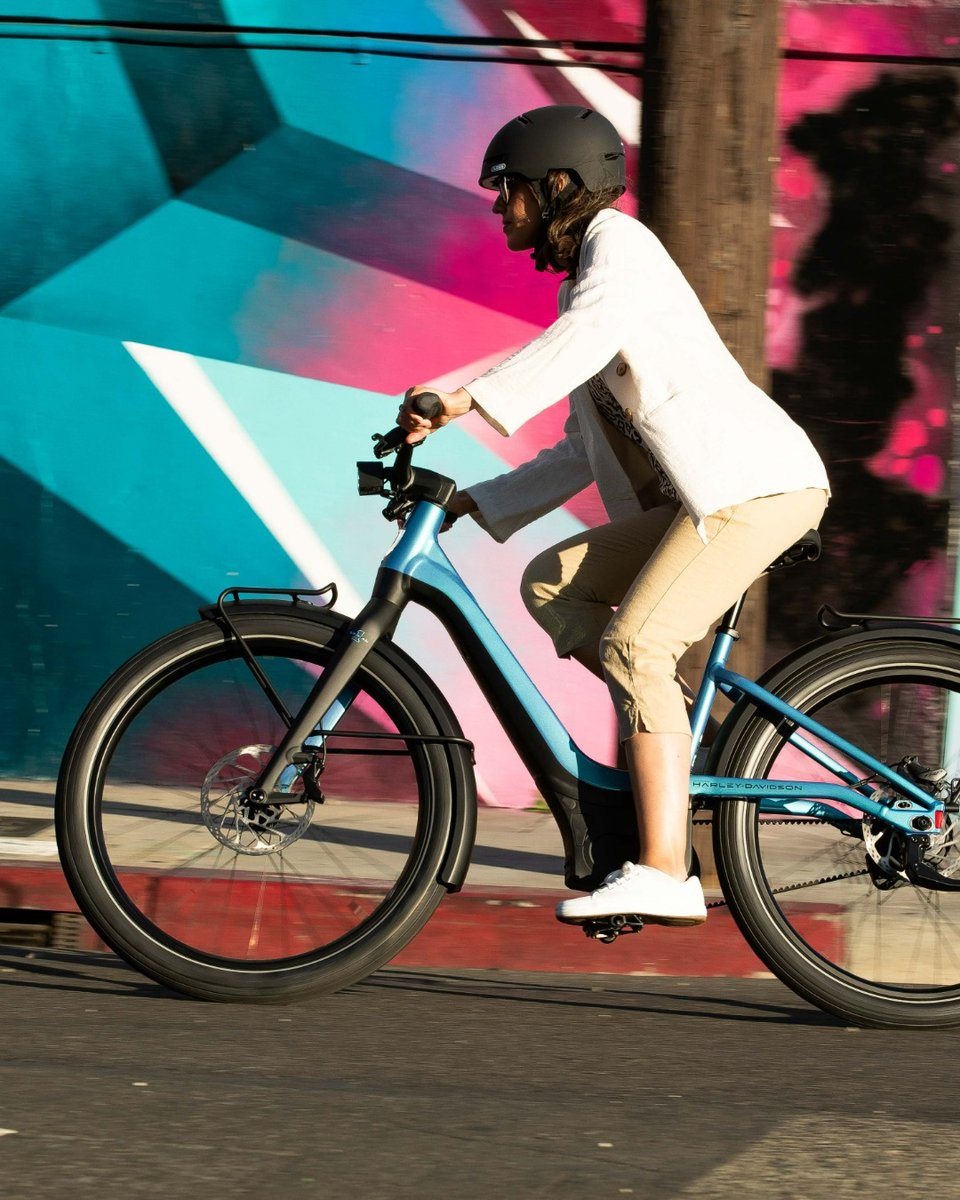 Serial1Cycles's tweet photo. Transform the way you think about transportation. Let an eBike get you there. #Serial1 https://t.co/ezWE3rKzV2