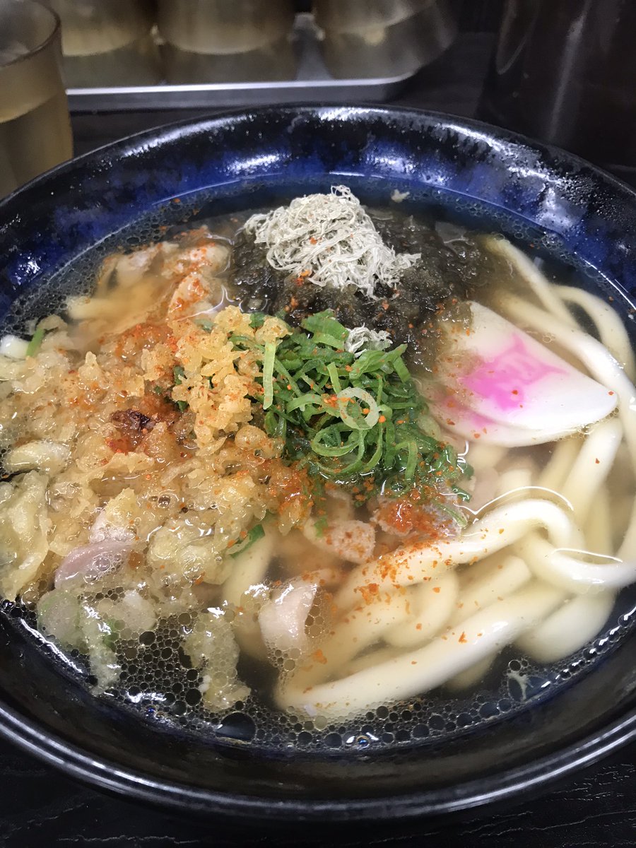 NUWimazine's tweet image. 一人で小倉の街を彷徨ってる原因は、

終電が無いのと

俺を置いて一人で先に帰ったべー3と

ギラヴァンツが負けたからです。

ギラサポである #BARSDR
は最高にrockなバーです❗️

今後強い味方になる事必須です🍻