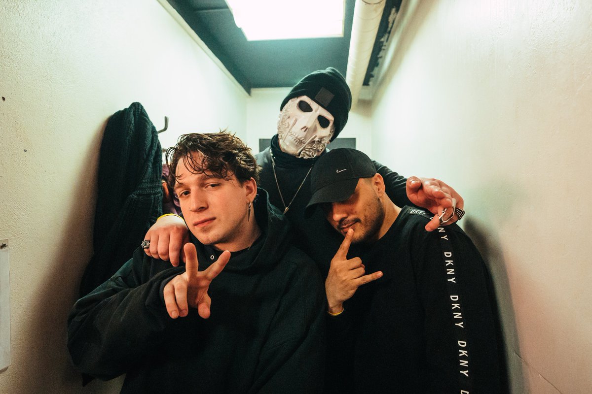 MY EU DEBUT WAS INCREDIBLE!! 

MERCI, PARIS ❤️🇫🇷