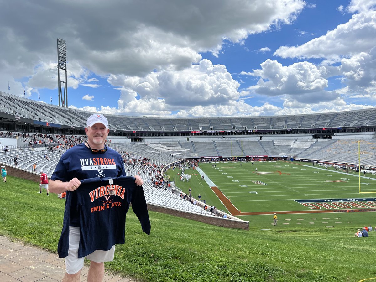 DougRugbee's tweet photo. #gohoos #wahoowa https://t.co/EboFa2aAaN