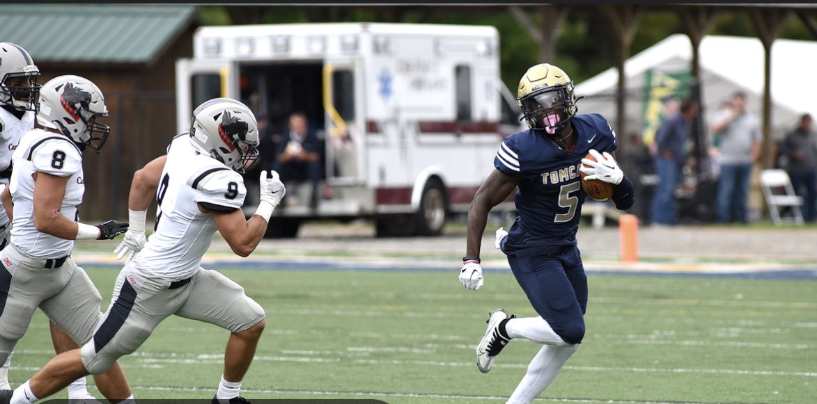 realnoahneises's tweet photo. HALLELUJAH Be patient, and watch God come through, I want to thank Thiel Collage for a full ride scholarship to play football 🐈🐈at the next level #patientandpersistent https://t.co/1FfNVIk23A