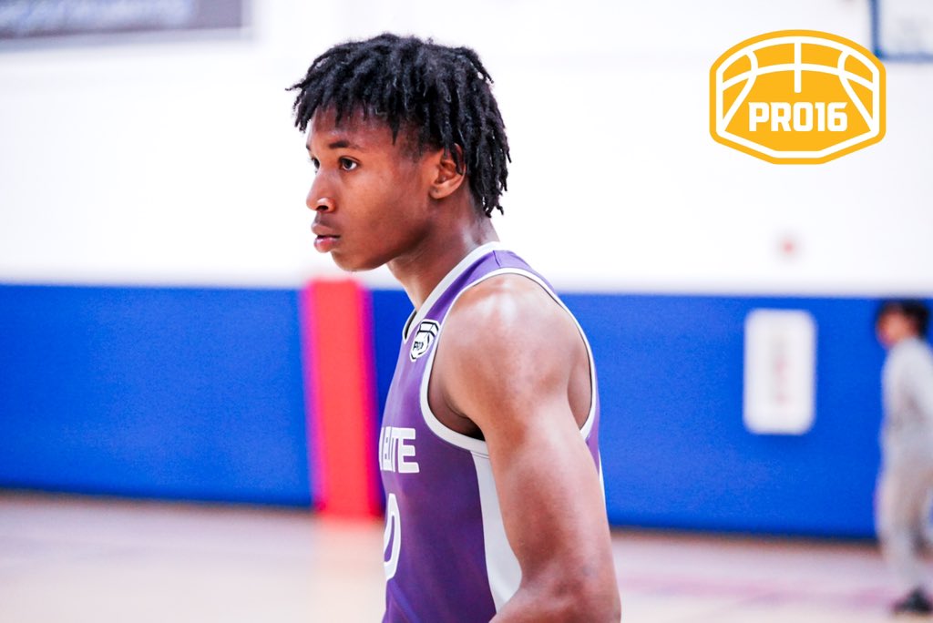 PRO16League's tweet photo. .@LaElite_Sports PRO16 17U 📸

#WhosTheNXTPRO https://t.co/QeJwa94Yr5