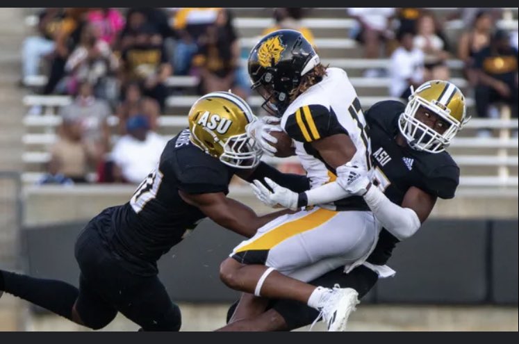 Kn1ghtJordan's tweet photo. #AGTG Blessed to recieve my first offer from Alabama State University @tmiddie @coachblackmon @EHS__Football @AL7AFootball https://t.co/kgf5cFsugl
