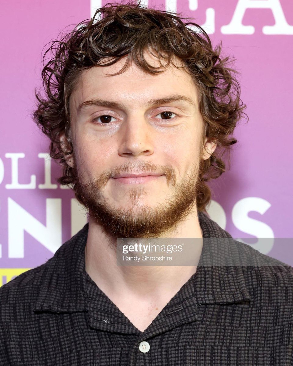 evan peters at #deadlinecontenders television