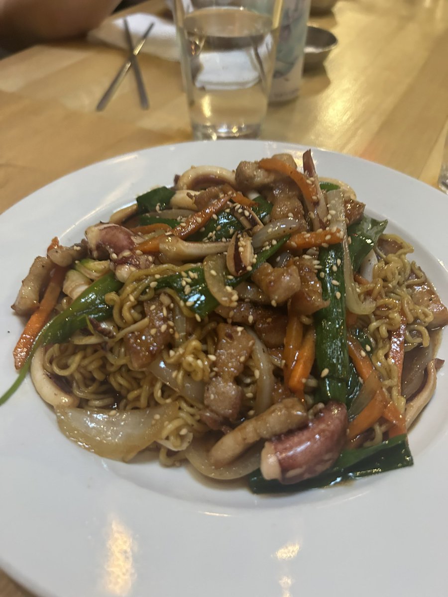 Lillian T tweet media