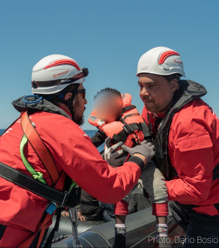 emergency_ngo's tweet photo. #LifeSupportSAR rescued 55 people in the Mediterranean today. 

We are witnesses to the humanitarian crisis on Europe's shores. We will never know how many more people, in the same hours as our rescue, were taken back to Libya or drowned in silence.

https://t.co/96Uq52ujRq https://t.co/CnV7Yp8s2B