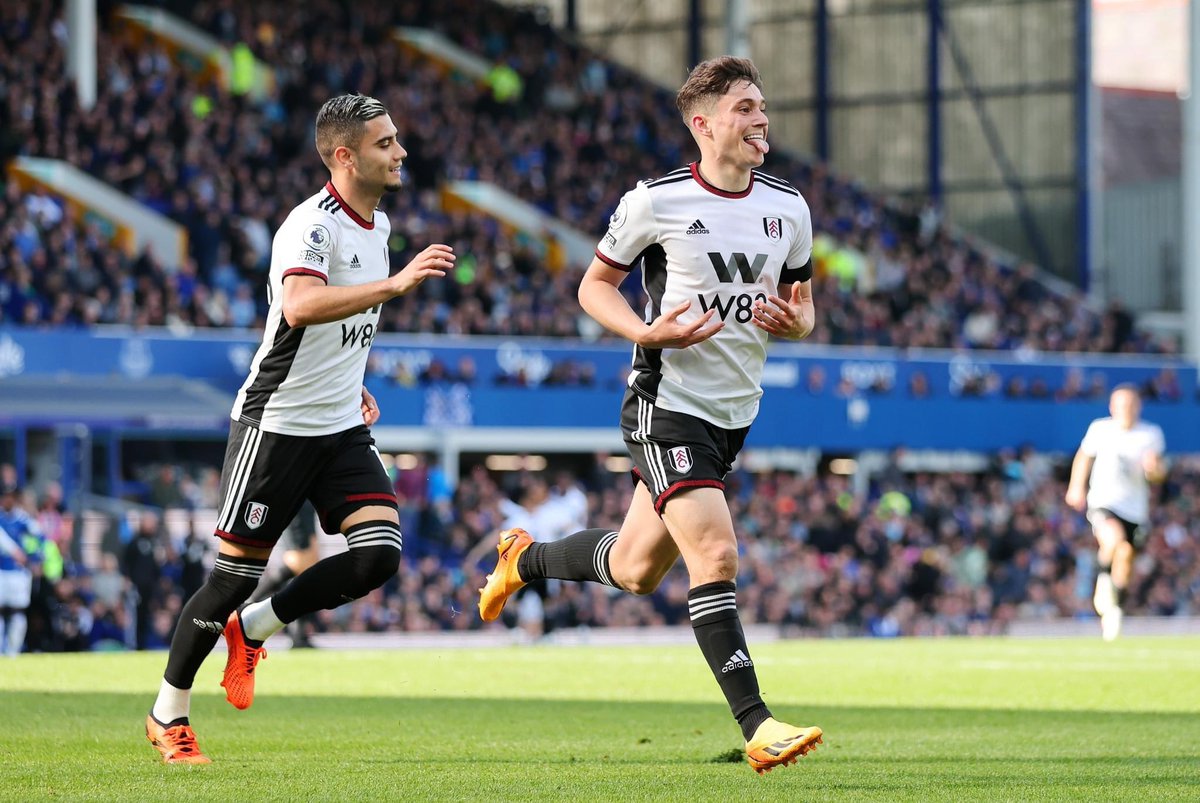 leeds-everywhere-on-twitter-dan-james-superstar-on-an-otherwise