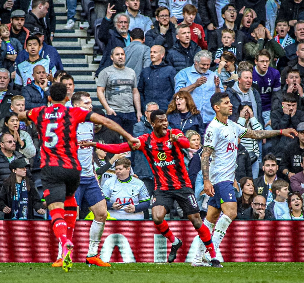 Very happy to score my first goal in <a href="/premierleague/">Premier League</a>. Thanks to everyone for making that possible. <a href="/afcbournemouth/">AFC Bournemouth 🍒</a>