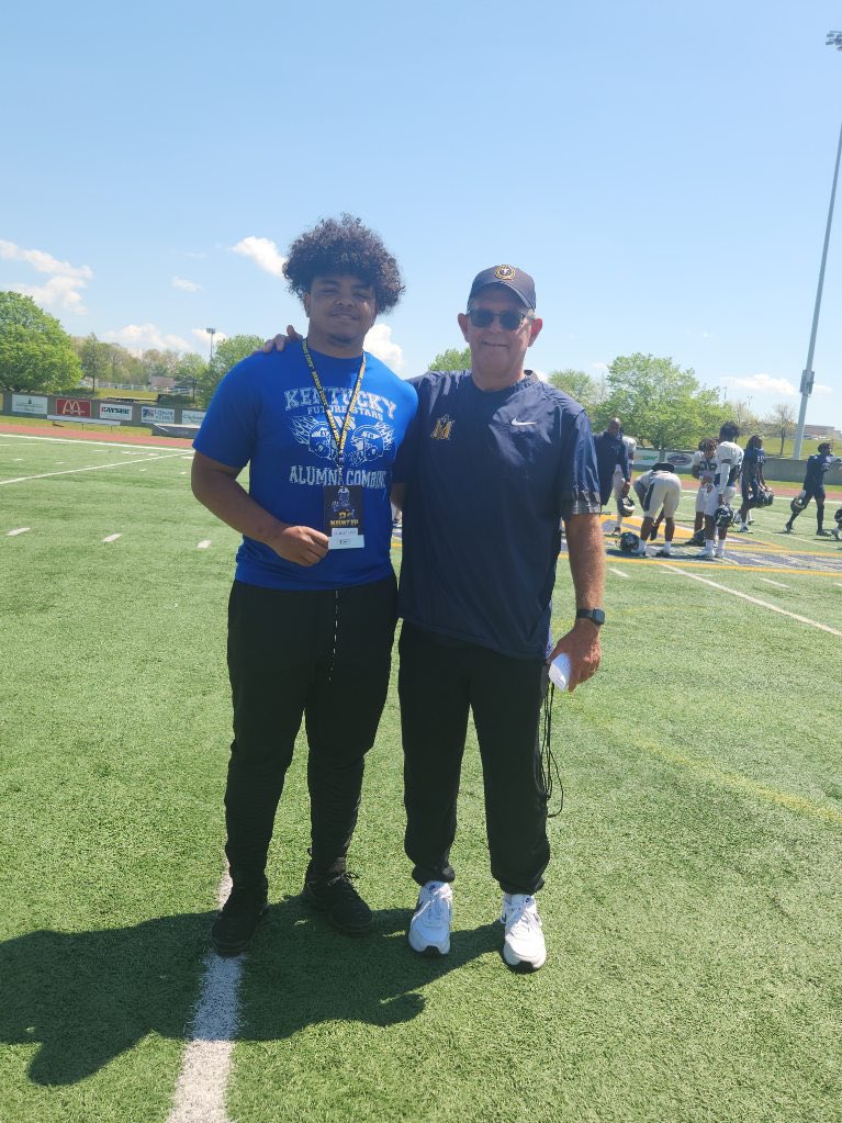 Had a great day with <a href="/CoachDeanHood/">Dean Hood</a> and <a href="/racersfootball/">Murray State Football</a> . Can’t wait til camp! <a href="/_CoachManning/">Manning</a>