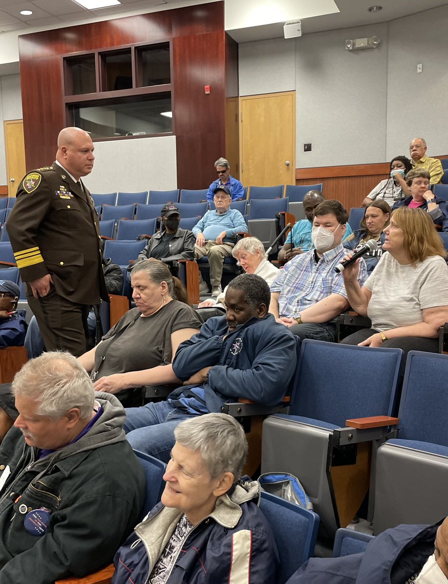 bmoresheriff's tweet photo. Thank you, @NFB_voice for inviting Sheriff Cogen to attend your meeting. Members provided suggestions on how we can improve our practices to create a safer, more inclusive environment for our community and better accommodate the needs of individuals w/ visual impairments. https://t.co/ERAvbsnBrx
