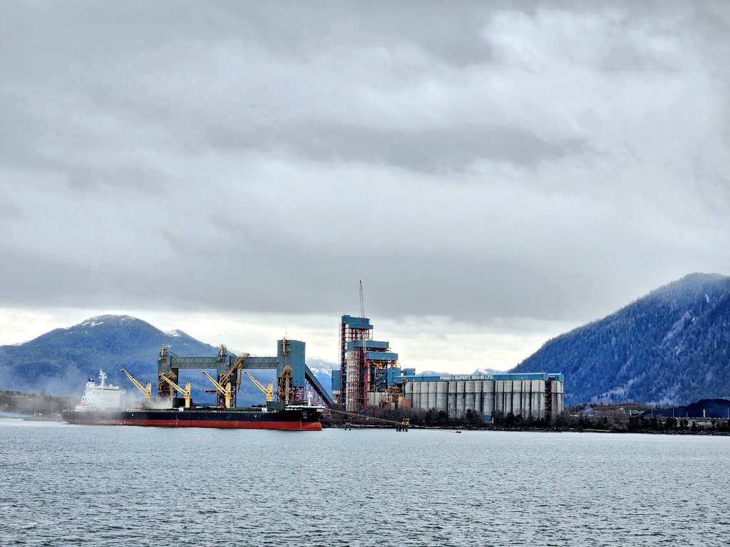 HMCS Yellowknife tweet media