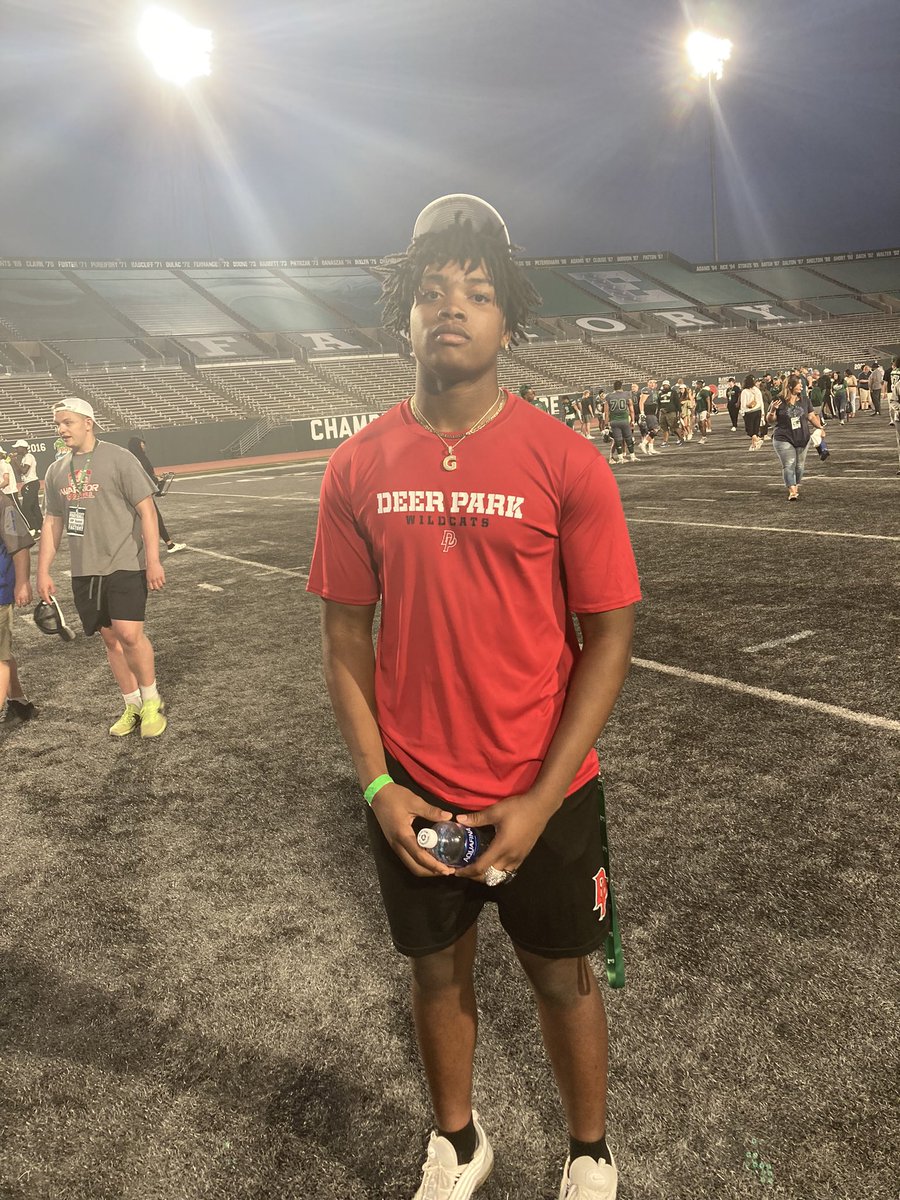GtfreshP's tweet photo. IβM BLESSED TO SAY IM COMMITED TO EASTERN MICHIGAN UNIVERSITY π¦
π¦
π¦
π¦
π¦
π¦
@Coach_Creighton @CoachBoAlex @CoachBenNeedham #GoEagles π©Άππ©Άππ©Άππ©Άππ©Ά https://t.co/Fcly3R1T1u