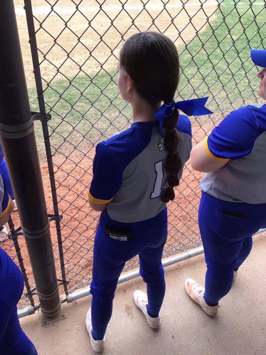 Tiny but mighty, Karlee hit a double ❤️ 98-100 pounds of pure muscle. We’re waiting for her to hit the weight room
