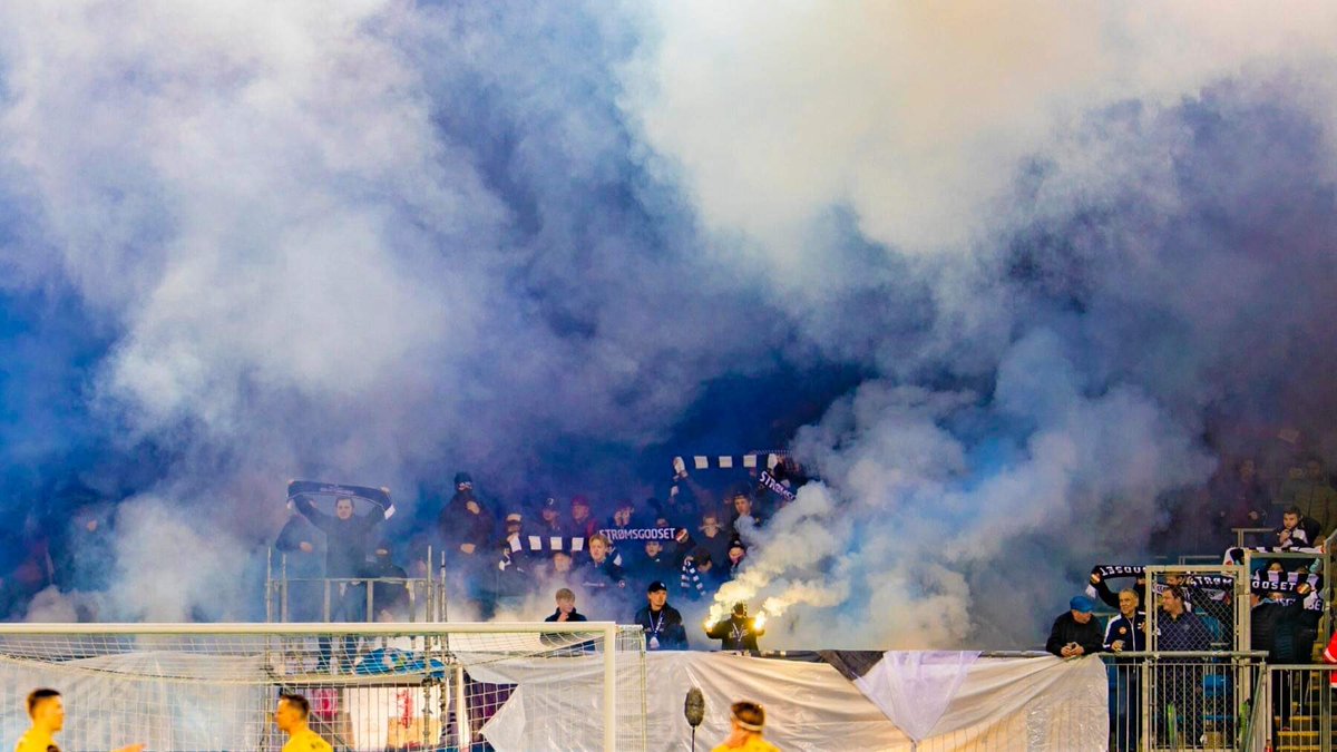 Vi er Strømsgodset, vi er Strømsø’s fineste, vi er Gulskogen’s krigere, vi er Drammen, VI ER SIF! 

Kom deg på kamp imorra! Sees på stadion 16.30🤝