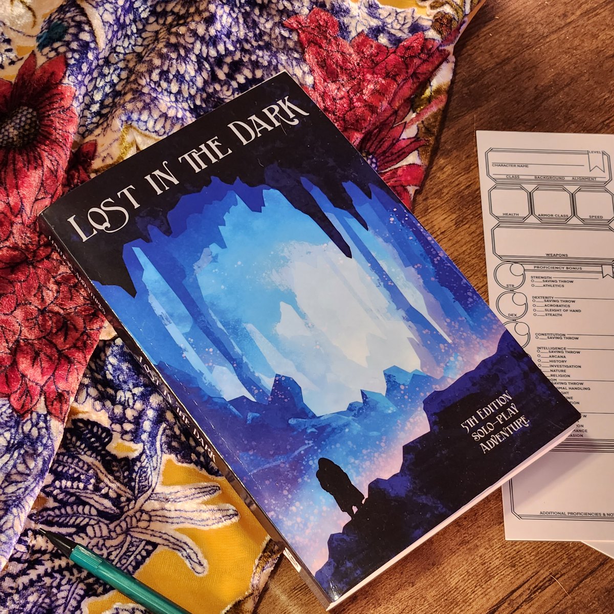 tipsy_badger's tweet photo. It’s been a minute since I’ve posted. First off, hi, it’s good to see you again. ☺️ Over the past year I have worked with Limitless Adventures to produce Lost in the Dark, my first Solo Dungeons &amp; Dragons adventure book that requires no Dungeon Master. https://t.co/daK0VSq3fo