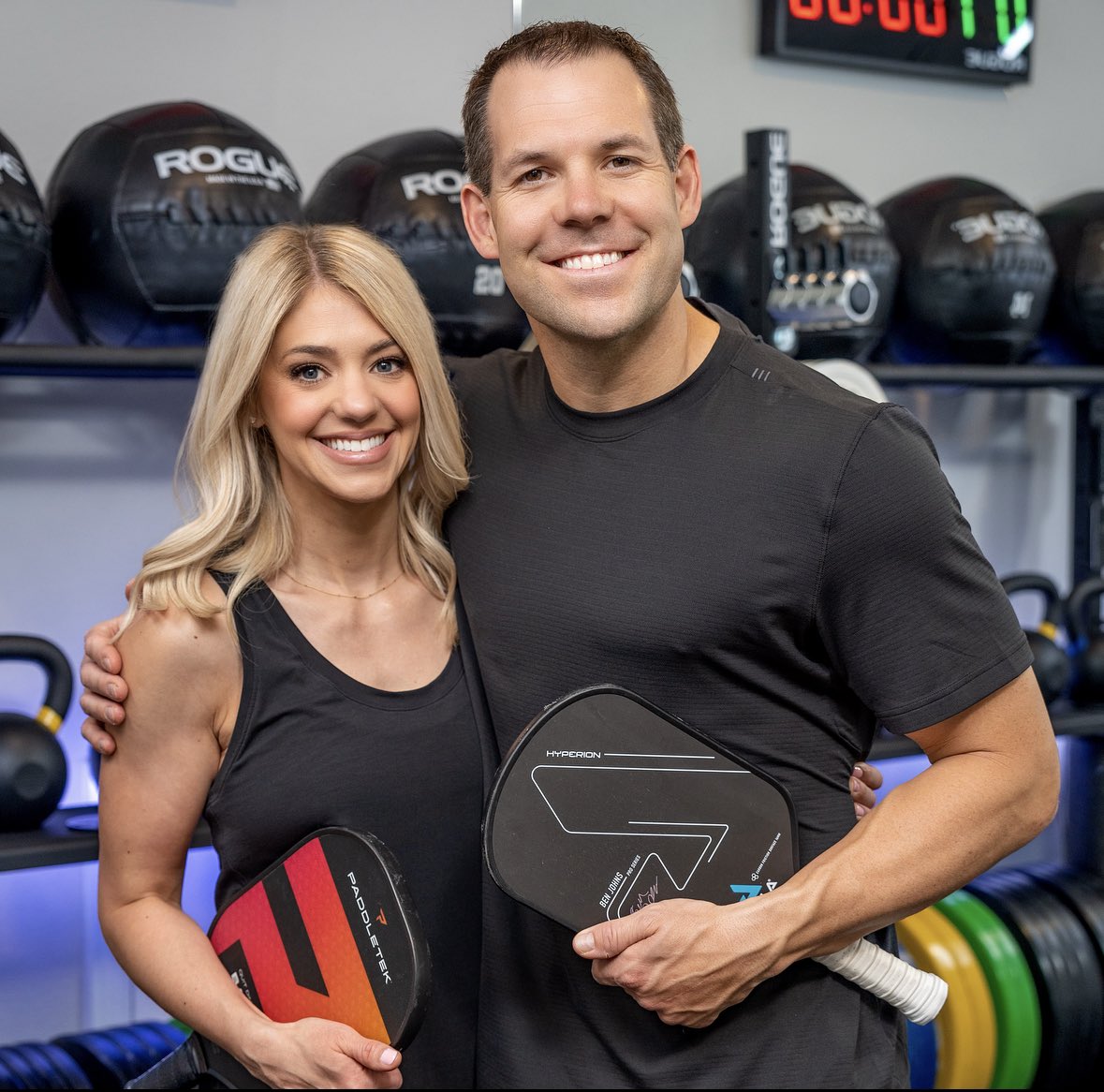 Pickle_Better's tweet photo. We believe that pickleball is more than just a sport – it's a lifestyle. That's why we created Pickle Better, a training app designed to help pickleball players of all levels stay healthy and perform at their best on the court. Our app features custom workouts, warm-ups, and… https://t.co/Ex6O0WYiCZ
