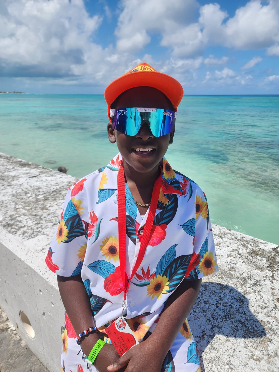 dakia16's tweet photo. El Chico!  #springbreak2023 https://t.co/r1PqC7pkjA