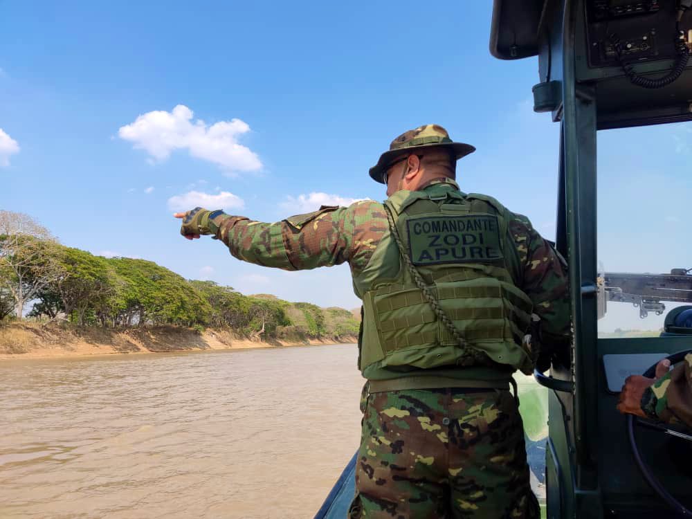dhernandezlarez's tweet image. La vida no tiene sentido sino en cuanto sea gloriosa, la vida es dirección de conciencia frente al mundo, llevamos nuestro fuego sagrado intrínseco en cada actividad por la defensa de nuestra patria! #URRAS de combate !

#EscudoBolivariano2023