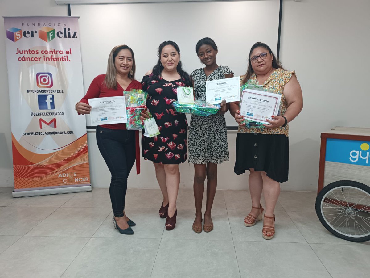 lideresgobernar's tweet photo. Ale Ordeñana joven guayaquileña ganadora de nuestro programa #LIDERLAB creó la iniciativa "Vive Hope". Hoy con el capital semilla recibido graduó a 12 mujeres capacitadas en repostería que pasarán a formar parte de la Red de Emprendedores de @EpicoGye https://t.co/eaF5qk7Gyd
