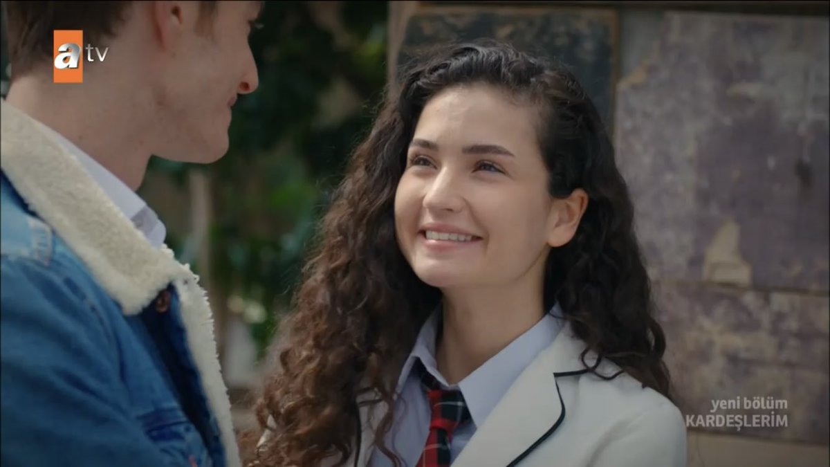 MuzikveTV's tweet photo. Neşesi yerinde ve tatlı bir #AyBer’e hayır demeyiz tabi ki. Recep Usta &amp; Melis Minkari 🥰

#Kardeşlerim https://t.co/vy9kIAcFKo