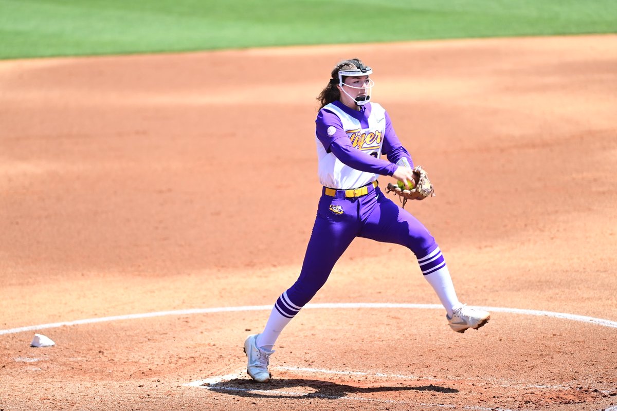 LSU Softball on Twitter "E2 Three Up, Three Down. Scoreless after two."
