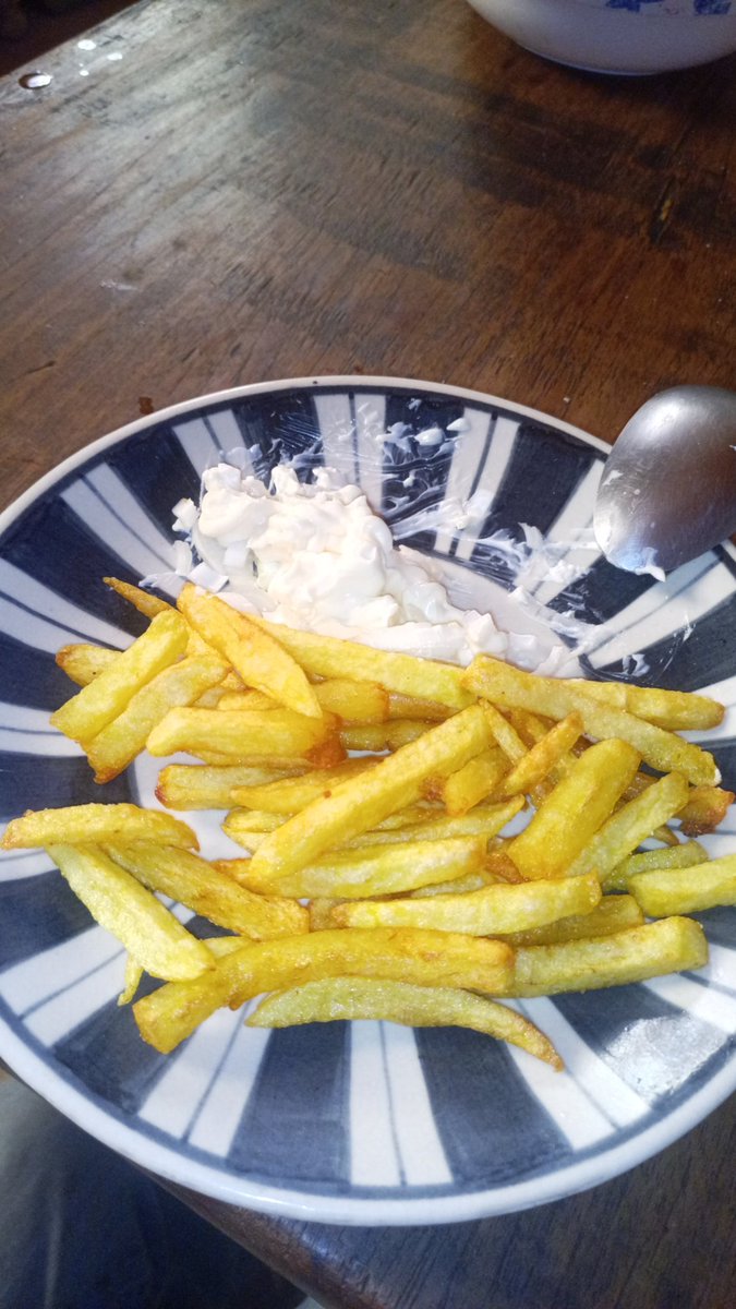 Scrap__Boy's tweet image. Sometimes you just have to eat bad food so the more reason you have to eat healthy food again.#fun4all