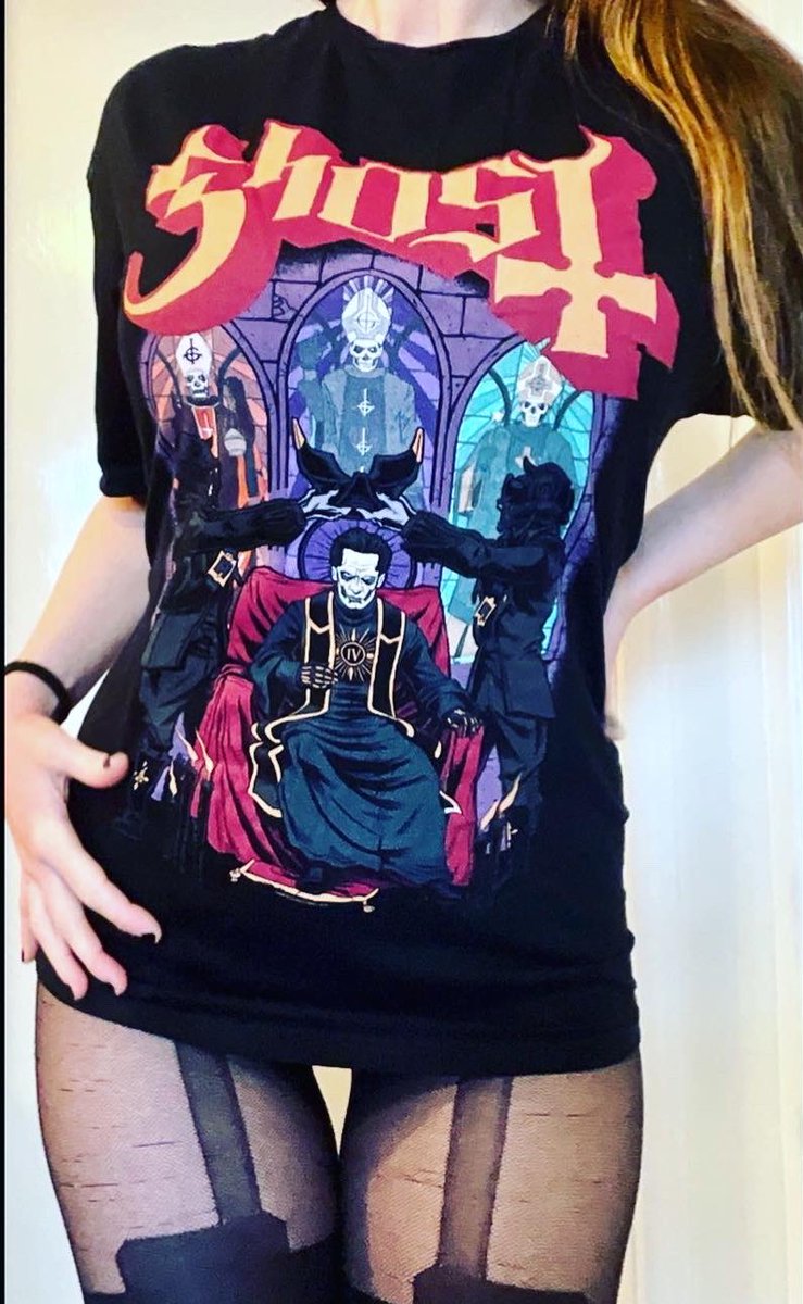 kellymayghostee's tweet photo. Today’s Tee - Ghost ‘The Crowning’ ❤️👻 @thebandGHOST #thebandghost #phantomime #jesusheknowsme #jesusiscoming #ghosttshirt #ghostshirt #ghostmerch #bandtshirt #bandshirt #PapaEmeritusIV #papa4 #papa3 #papa2 #papa1 #namelessghouls #ghost #ghostcollector #ghostbc #impera https://t.co/48tJG40ZLn