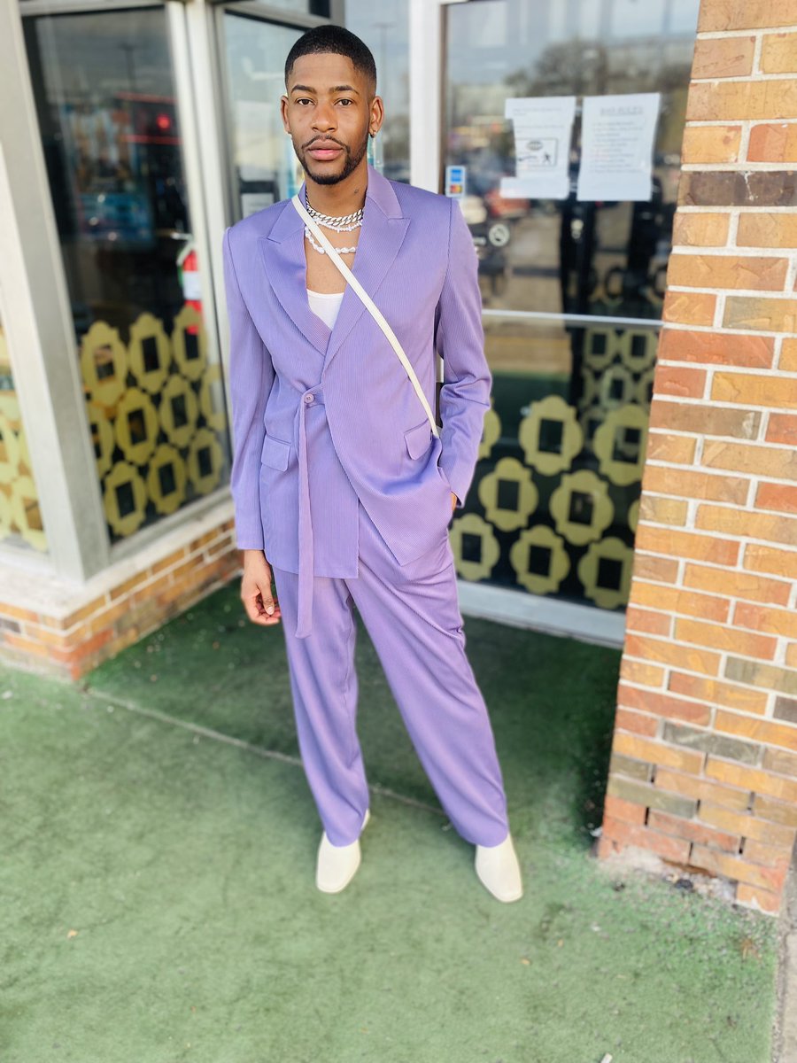 Black boy joy 🖤💜