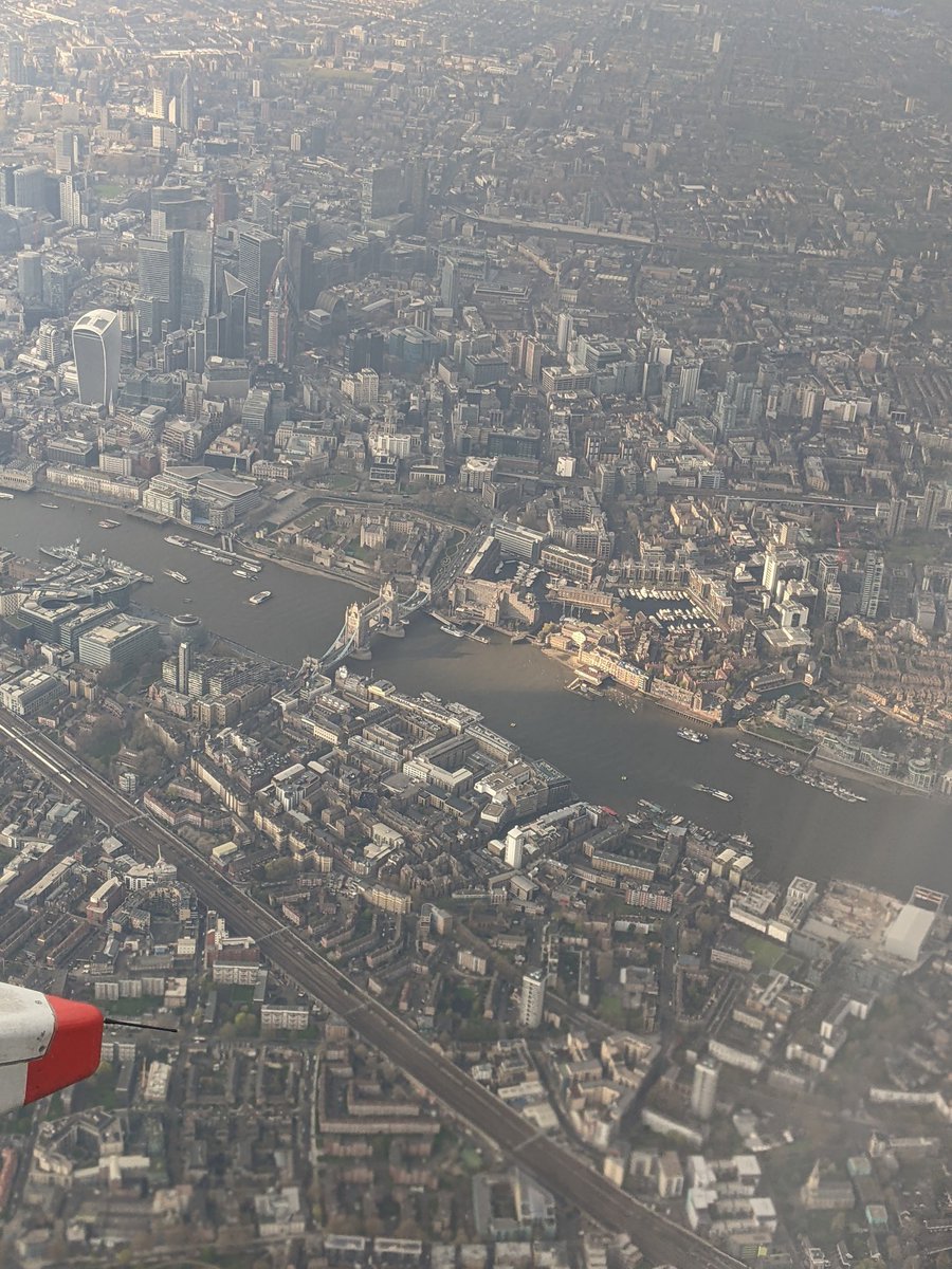 andyrobinson's tweet photo. Good view of the office this afternoon! https://t.co/5q64k4lnJv