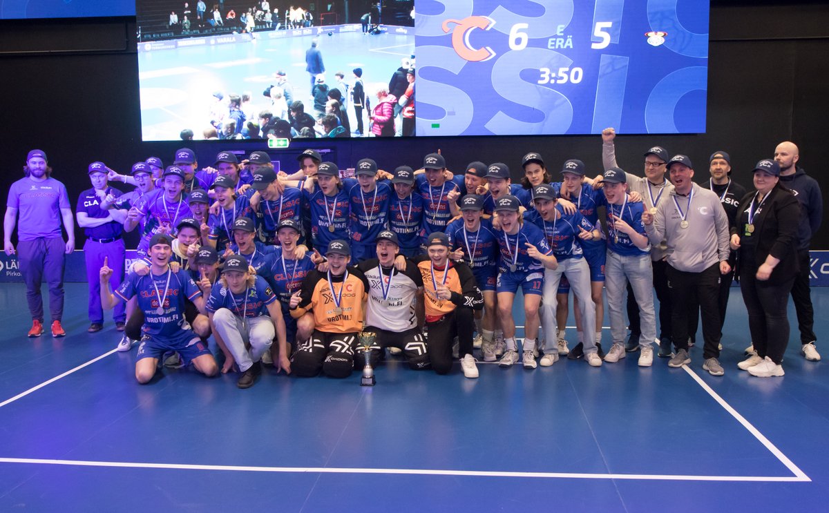 Salibandyn P19 SM-sarja kaudella 2022-2023: kultaa Classic, hopeaa SBS Wirmo / Masku. Paljon lisäkuvia neljännestä finaalista tulossa vielä illan mittaan tänne:
salibandyliitto.kuvat.fi/kuvat/Juniorit…
#salibandy <a href="/Salibandyfi/">Salibandy.fi</a> <a href="/paakallofi/">Pääkallo.fi</a> <a href="/scclassic/">SC Classic</a>