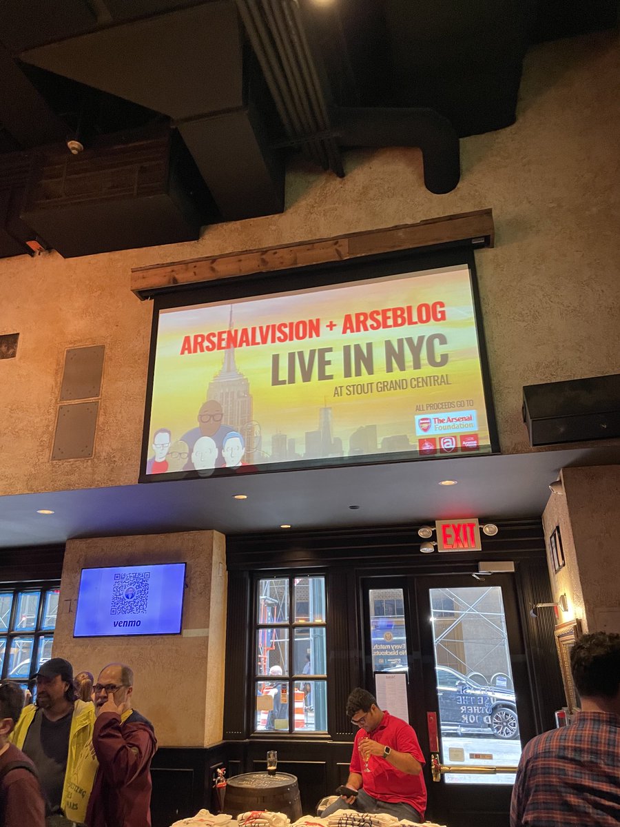 michael__mina's tweet photo. Thank you for coming to NYC ⁦@arseblog⁩ ⁦@ArsenalVPodcast⁩ ! https://t.co/qbCv9FeHtq