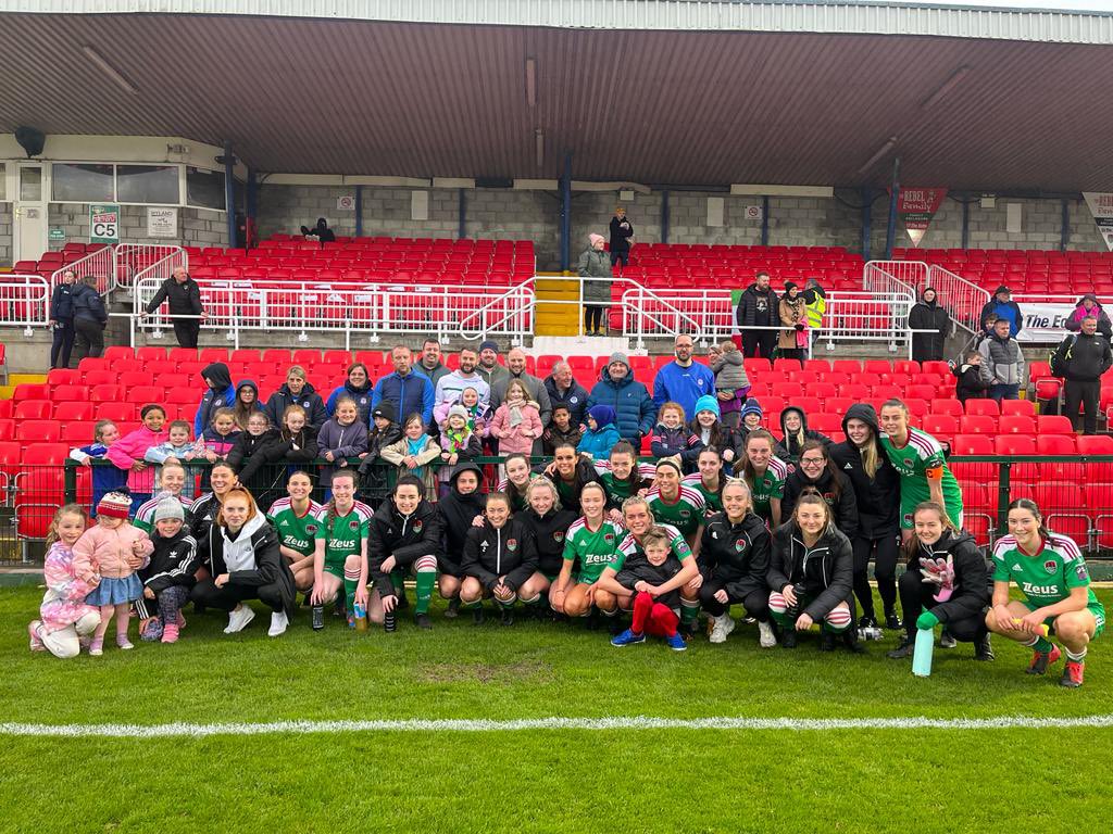 StephenCrowley0's tweet photo. Thank you @CorkCityFC for hosting our girls academy this afternoon, the girls had a blast, you are inspirations to the next generation coming up 👏🏻💙👍⚽️ @Erika_2_me @DermotUsher @Evertonafc58 @CoughloDerek https://t.co/RiyqRktqlQ