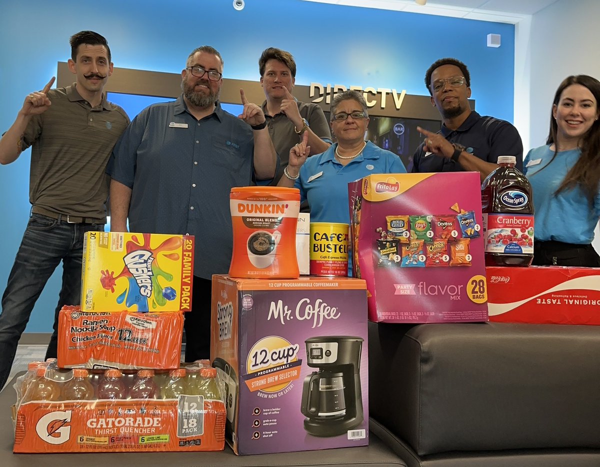ValdesKyara's tweet photo. It was a battle till the very end !! Congratulations to team Hillsborough for winning last quarter’s competition!

Who’s going the Slash the Competition this month 👀??
#ServingOurCustomers #SpinOrSlash #CongratulationsTeam
@One_FLA @theeastregion @shawni777 https://t.co/N1fOGHzRG0