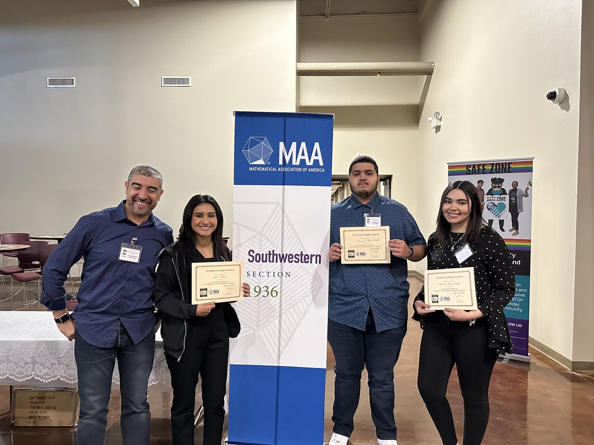 bechiramdouni2's tweet photo. @smcccougar SMCC students presenting at MAA conference El Paso Texas. https://t.co/0n1RdtGNhs