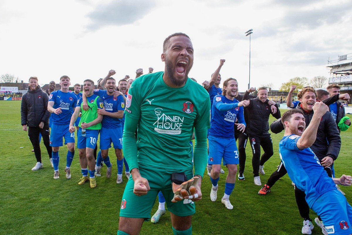 Honoured to have broken the record of clean sheets in a league season at this club. ❤️

What a group, what a team. #LOFC 🔥