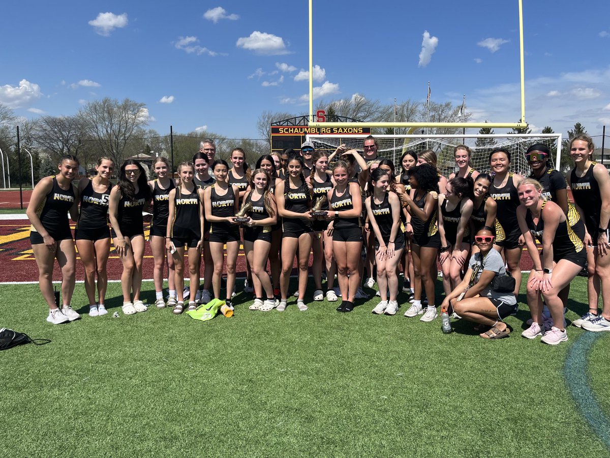 Schaumburg Invite CHAMPIONS at both levels!! Way to go Ladies!!💪🏼