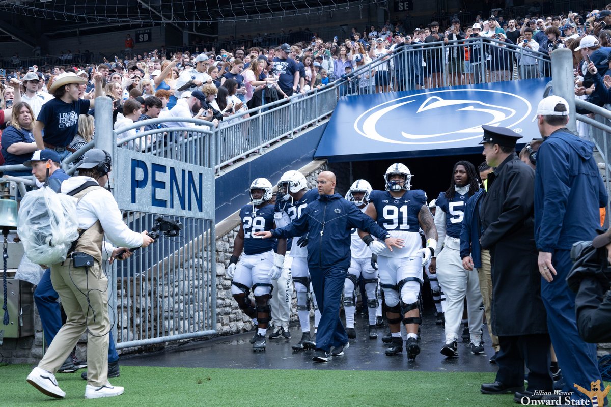OnwardState's tweet photo. One half down, one more to go in Beaver Stadium 💪 https://t.co/Lb7qgiUhBC