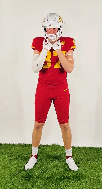 Cam_Jensen97's tweet photo. Great unofficial visit to Iowa State University had a blast learning about Cyclone culture with ⁦@T_Mouser⁩ and ⁦@TrentSlattenow⁩ ⁦@warriorqbcoach⁩ ⁦⁦@CoachTylerK⁩ ⁦@CycloneFB⁩ ⁦@Heritagefootbal⁩ https://t.co/G3bs7n4DPz