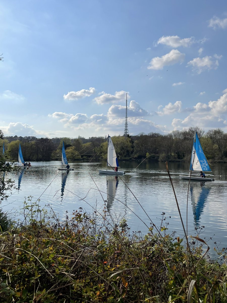 Sailing boats out on South Norwood Lake this afternoon⛵️🌤️😊#SouthNorwoodLake