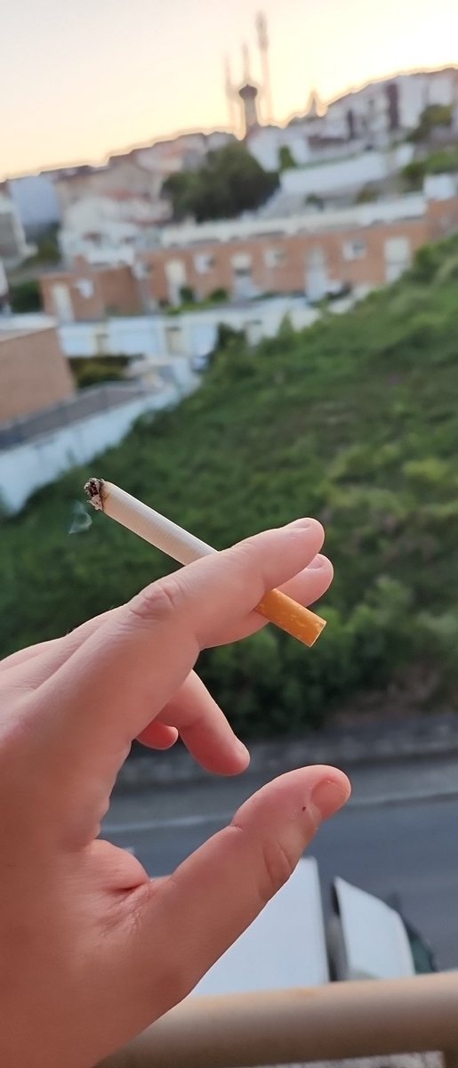 Ganhamos 16-10 e estamos 2-0 na <a href="/ESEA/">ESEA League</a> open. Boa atitude da equipa perante algumas dificuldades.

<a href="/eesstzera/">eesst”</a> <a href="/emptyjecsgo/">miguel</a> @LuciiSIX <a href="/TheAngelkn36/">The Angel</a> <a href="/SWithSugarcs/">StrawberriesWithSugar</a>