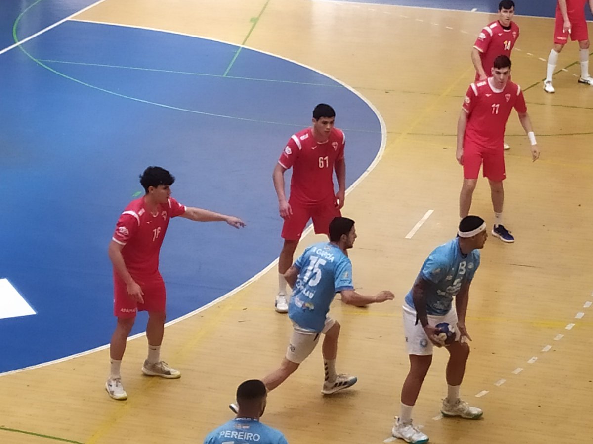 josete8877's tweet photo. 5ª JORNADA #DHPlataMasc
@bmalcobendas 25
@UDHCEivissa    25
📊
@Nacho_gimeno92 8
@marionevado11 6
@CedenaMario 5
@Ramonfz_22 ⛔
🔜 HANDBOL SANT QUIRZE 🚌
A SEGUIR EQUIPO 🤝
#BalonmanoAlcobendas 💯 https://t.co/z1oaeqEB3l