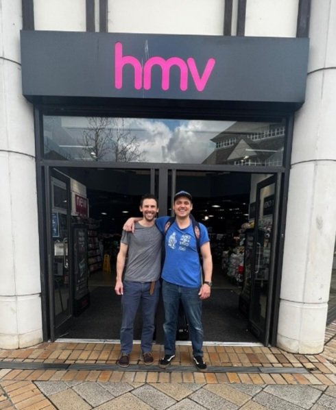 hmvColchester's tweet photo. Fantastic afternoons music with the incredible @armoured_man . Thank you so much guys 👌😎🎵💙 #colchesterscene #supportlocalmusic #supportlivemusic #folk https://t.co/QL7iq5QAFW