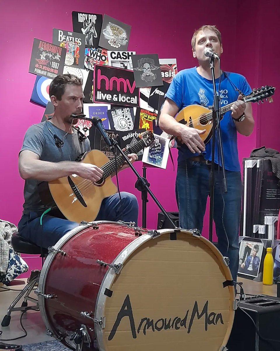 Fantastic afternoons music with the incredible <a href="/armoured_man/">Armoured Man</a> . Thank you so much guys 👌😎🎵💙 #colchesterscene #supportlocalmusic #supportlivemusic #folk