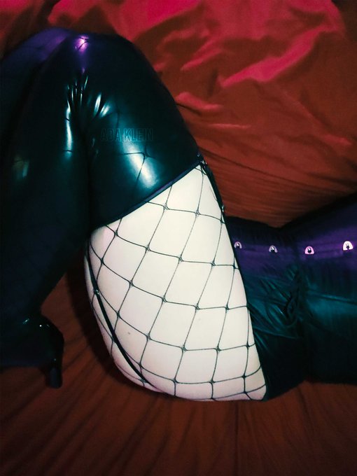 I got latex stockings from a fan, love them! They wanted me to show them off to all of you on twitter<a href="/tag/bbc"class="tags"><span>#bbc</span></a><a href="/tag/sissy"class="tags"><span>#sissy</span></a><a href="/tag/chastity"class="tags"><span>#chastity</span></a><a href="/tag/whiteboi"class="tags"><span>#whiteboi</span></a><a href="/tag/femboy"class="tags"><span>#femboy</span></a><a href="/tag/bnwo"class="tags"><span>#bnwo</span></a>