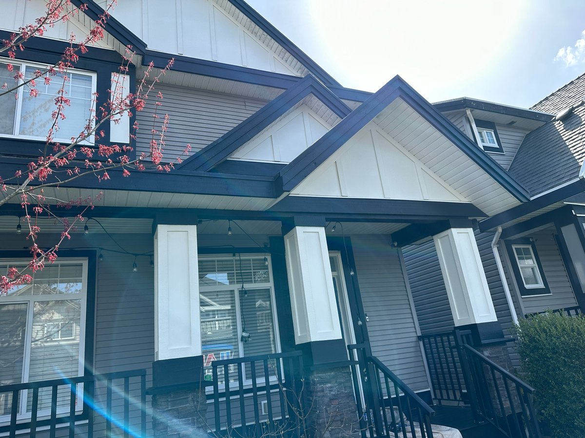 about_inc's tweet photo. Some before and afters from our painting division. After we fix replace your rotten fascia boards and fix your hidden gutters. Freshen up your home with paint. https://t.co/iwZLaQHsdr
