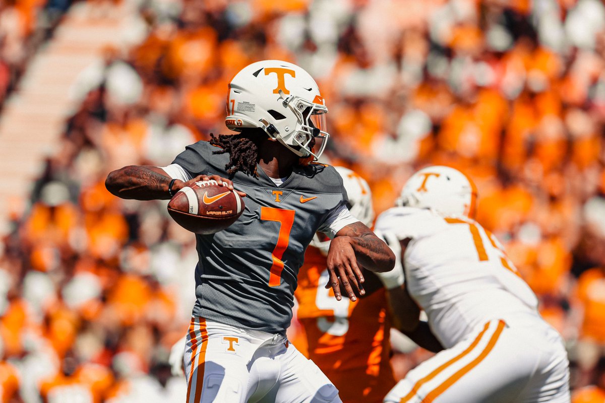Vol_Football's tweet photo. First half frames 📸 https://t.co/AHp2SsA2wF