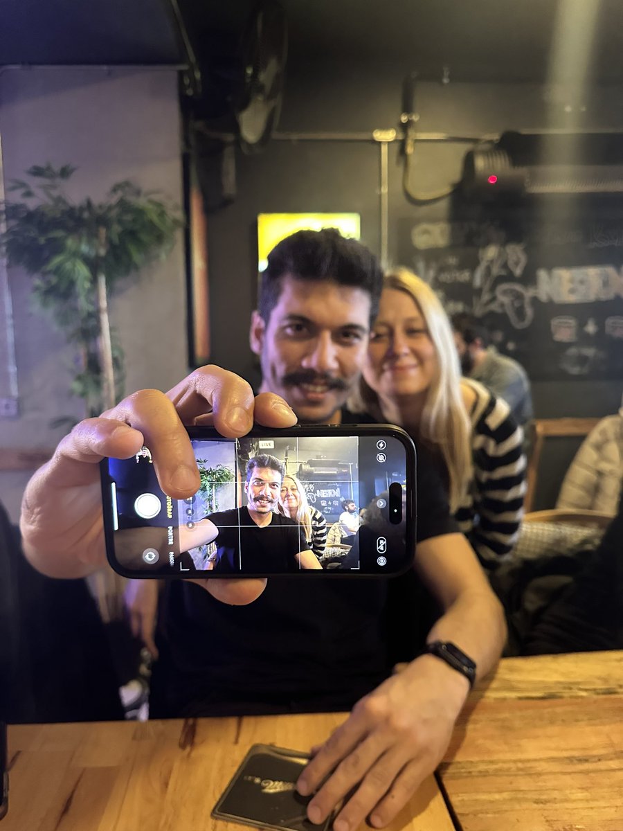 arakibutirofoby's tweet photo. Kaç sene oldu 🥹💐💕 https://t.co/6YkOgASRsT